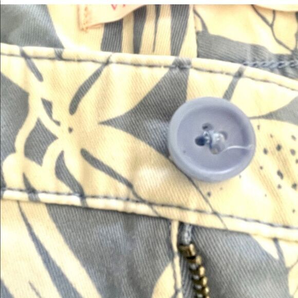 Victoria’s Secret blue white pineapple pattern shorts - Picture 5 of 12